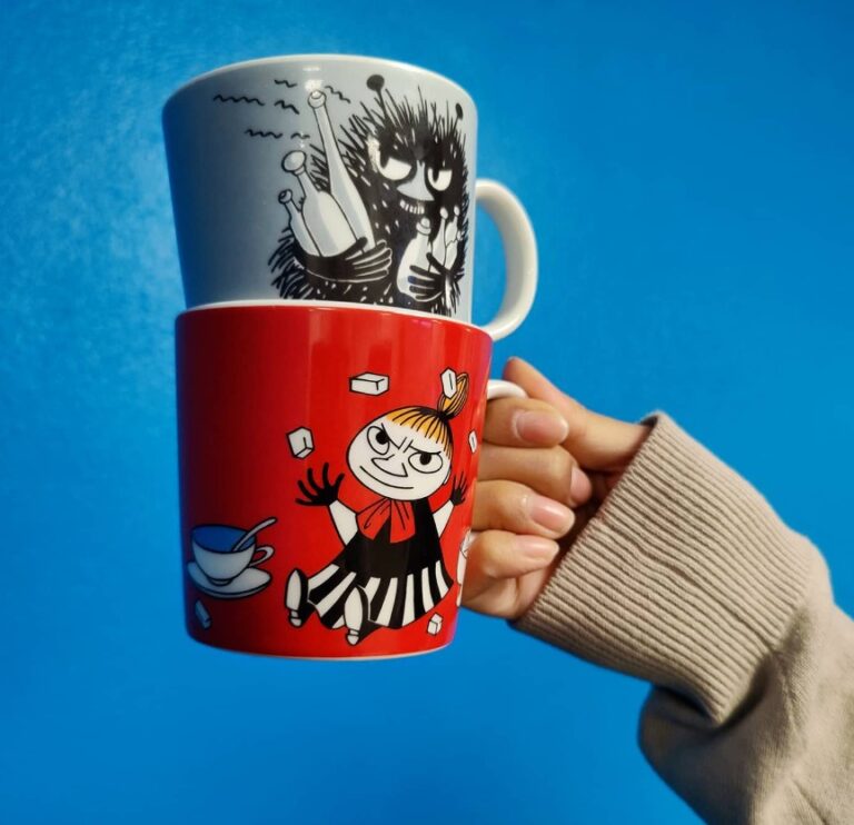 https://www.moominmugs.com/wp-content/uploads/2023/01/Little-My-and-Stinky-768x742.jpg